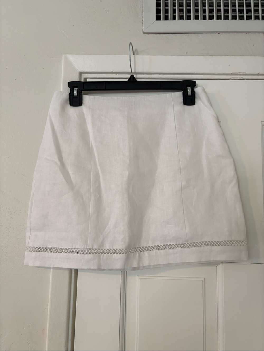 STAUD White Linen Mini Skirt Sz 6 (fits like a 4)